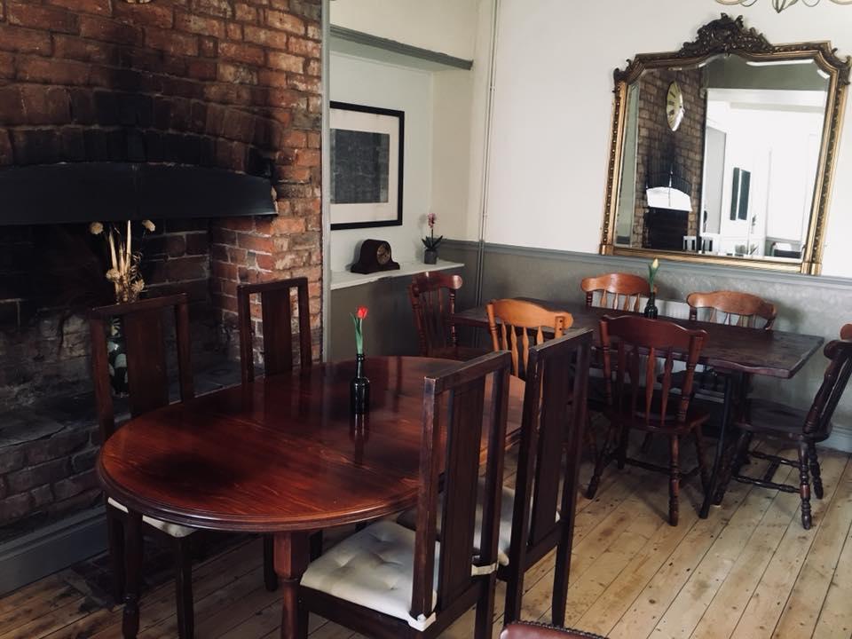 The Cross Keys Hotel Llanymynech Eksteriør billede