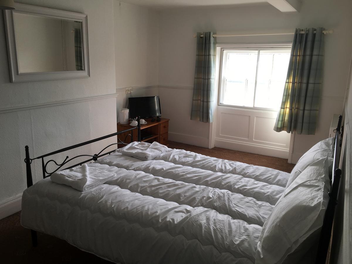 The Cross Keys Hotel Llanymynech Eksteriør billede