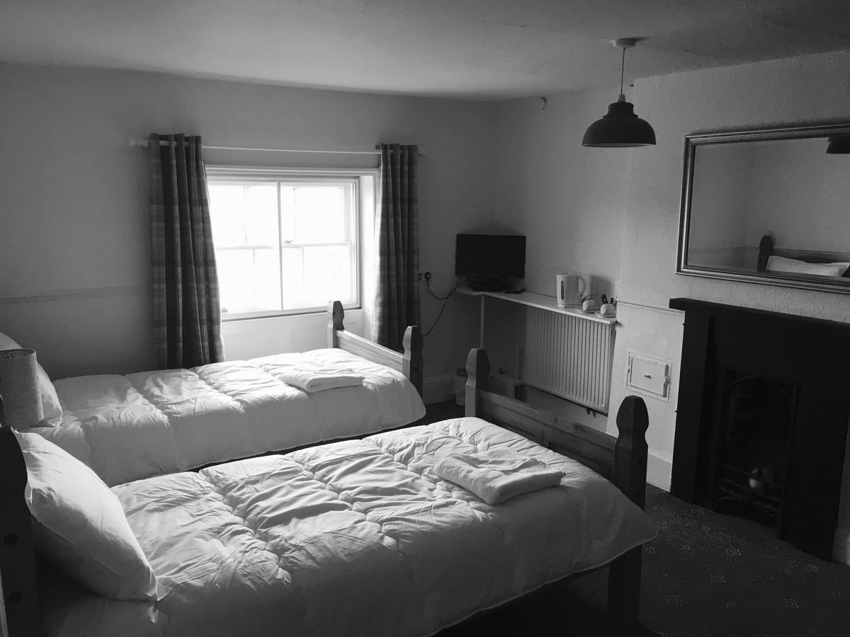 The Cross Keys Hotel Llanymynech Eksteriør billede